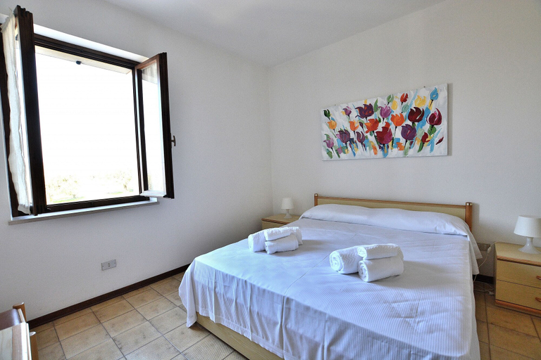 Bedroom 2, Apartment Rosa Bourbon With Pool, Verona