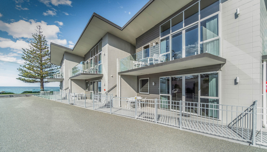 Exterior & Views 2, Kaikoura Waterfront Apartments, Kaikoura