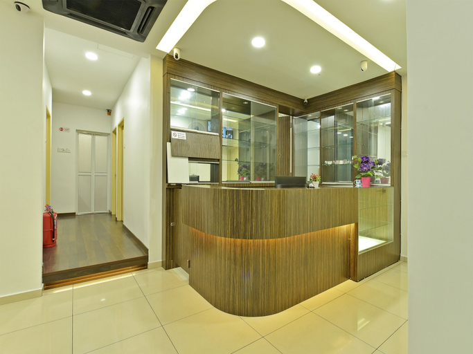 Others 5, 4S Hotel, Muar