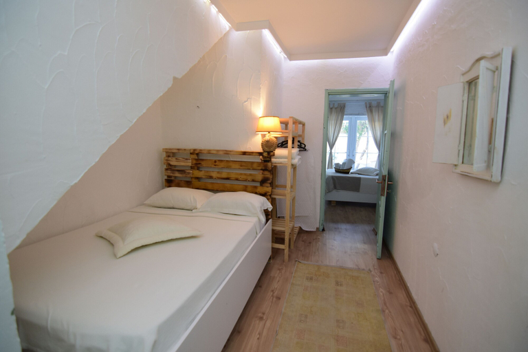Bedroom 4, Aracati Pansiyon, Çeşme