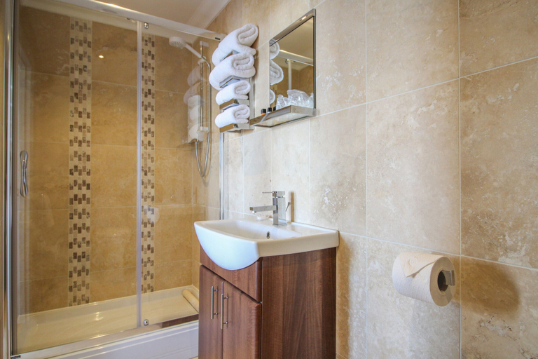 Bathroom 5, Hotel Ocean, Norfolk