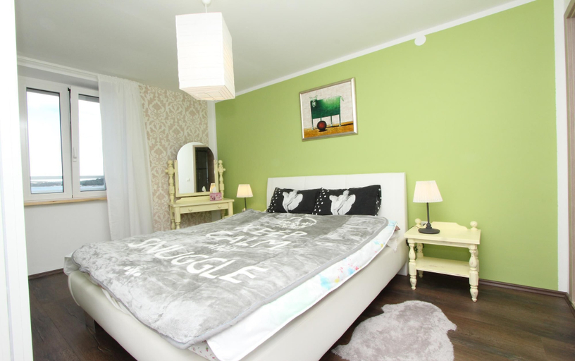 Bedroom 5, El Corsaro 2 One-bedroom Apartment With Sea View, Rovinj