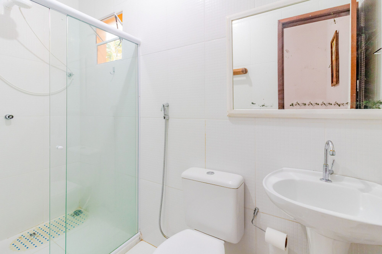 Bathroom 3, GB50 Ótima Casa 5 Quartos 300m da Praia, Camaçari