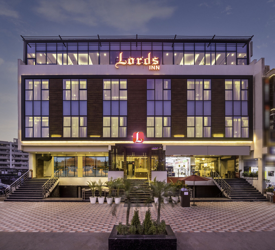 Exterior & Views 2, Lords Inn Chandigarh Zirakpur, Sahibzada Ajit Singh Nagar