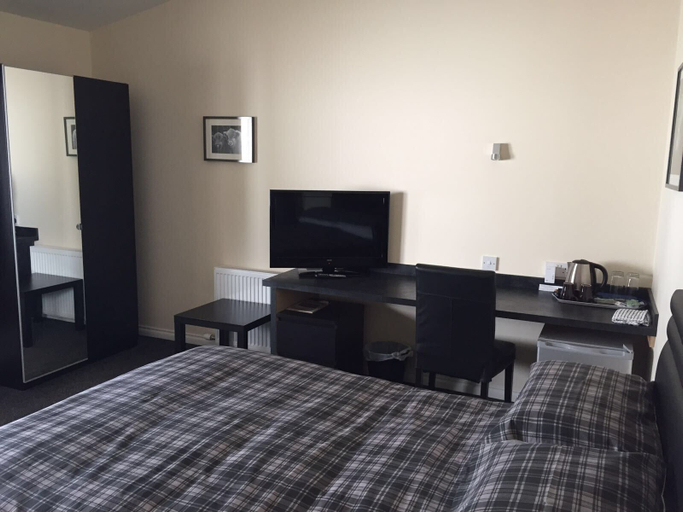 Bedroom 2, Ivy Cottage Serviced Accommodation, Aberdeen
