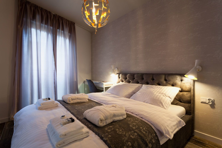 Bedroom 3, City of The Kings Piano Apartment, Kraków City