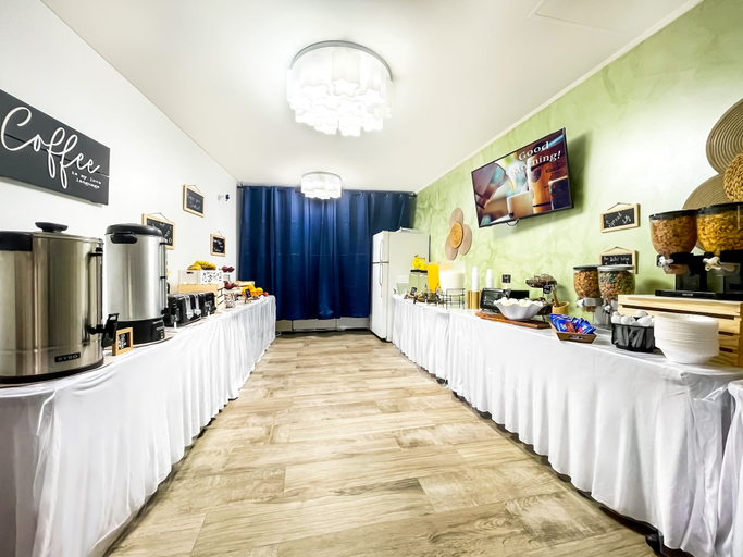 Food & Drinks 4, Neptune Oceanfront Rentals, Broward