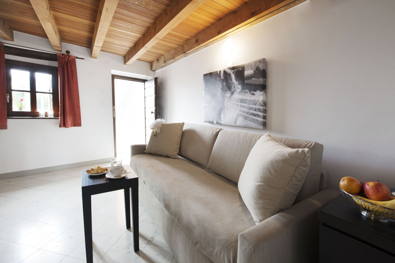 Others 5, Hotel del Porto, Verona