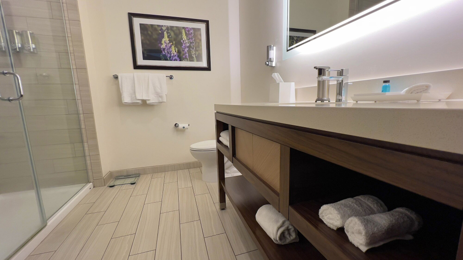Bathroom 4, Cahuilla Casino Hotel, Riverside