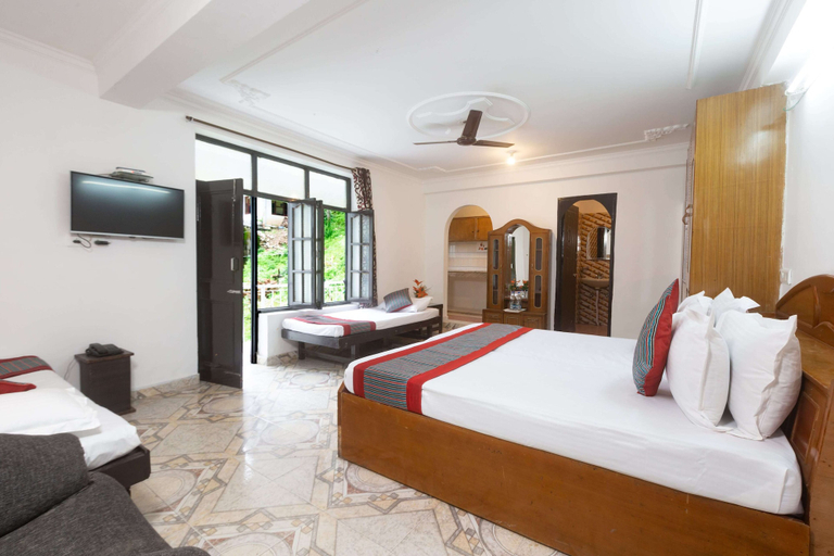 Bedroom 2, Turkish Cottage, Kangra
