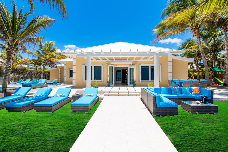 Exterior & Views, Sprat Bay Luxury Villa