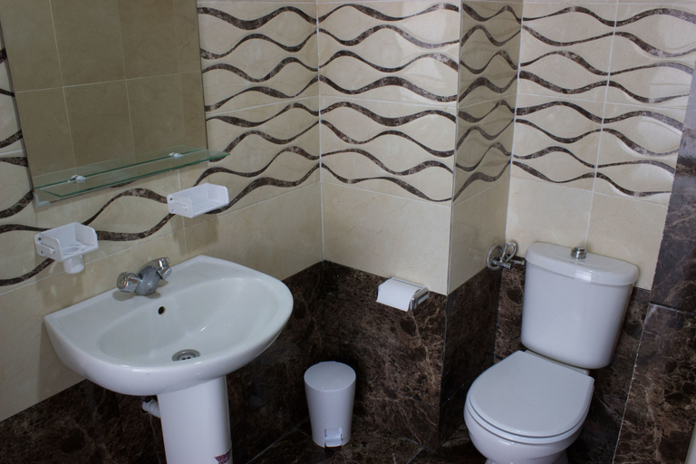 Bathroom 4, Hôtel Azayla, Tanger-Assilah