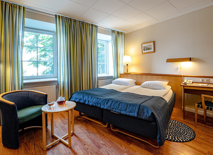 Bedroom 4, Business-Hotel Rosso Riva, Central
