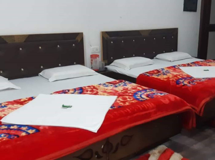 Bedroom 4, Goroomgo Madhu Palace Katra, Reasi