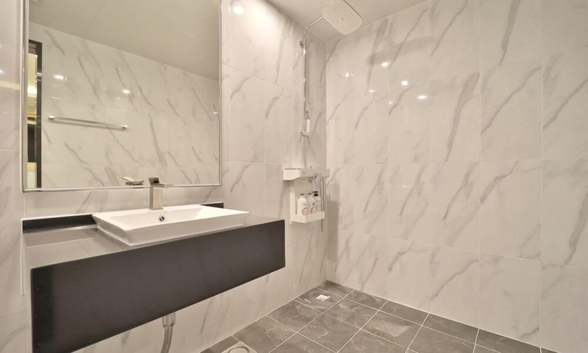 Bathroom 3, HOTEL RUBATO RB, Chilgok