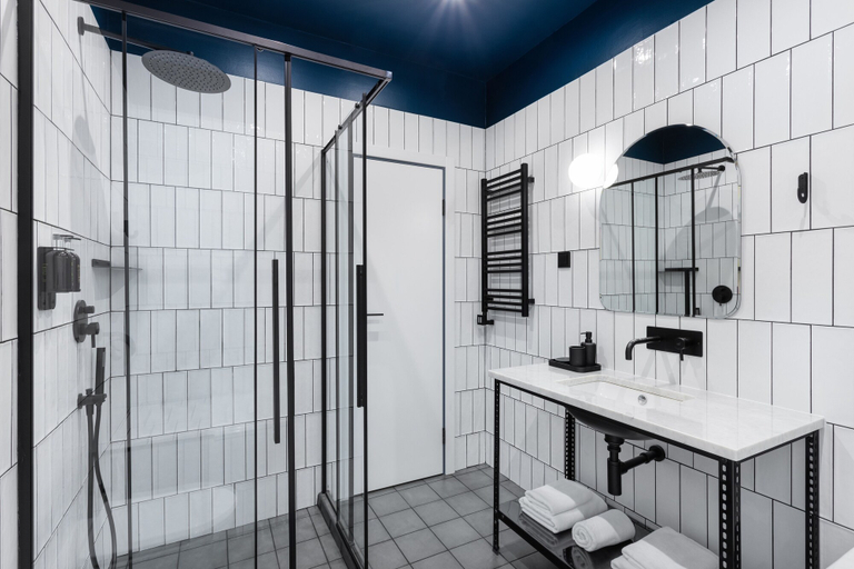 Bathroom 3, P 17 Hotel, Central