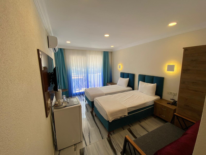 Bedroom 4, Garden Butik & Apart Hotel Akbuk, Milas