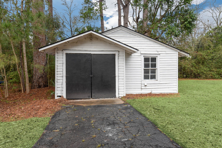 Exterior & Views 2, Super Fast Internet. Pets welcome, Bryan