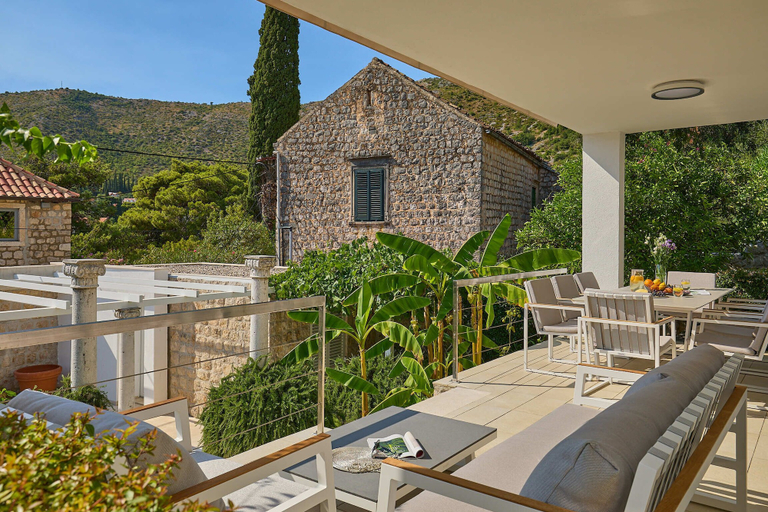 Food & Drinks, Hedera Estate, Villa Hedera III, Pojezerje