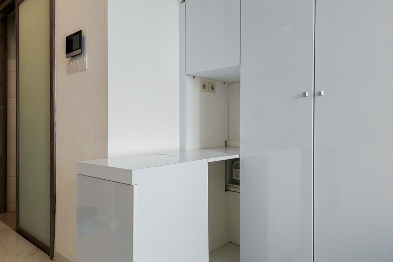 Others 4, Homey And Warm Studio At Sky House Bsd Apartment, Tangerang Selatan