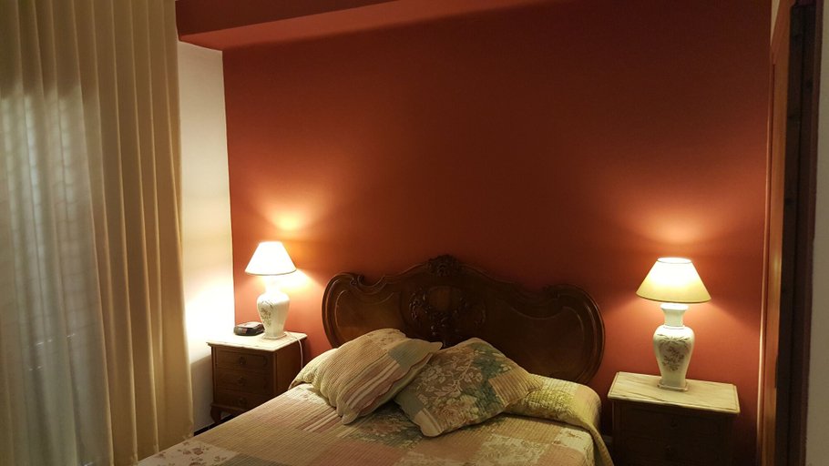 Bedroom 2, Hostal Residencia Catalina, Girona