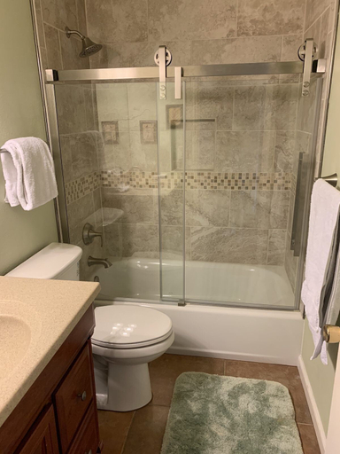 Bathroom 4, Surf & Racquet Club #6-303, Hawaii