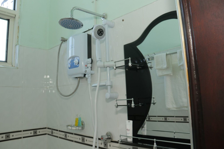 Bathroom, Kamwe Kamwe Hotel & Spa, Busongora