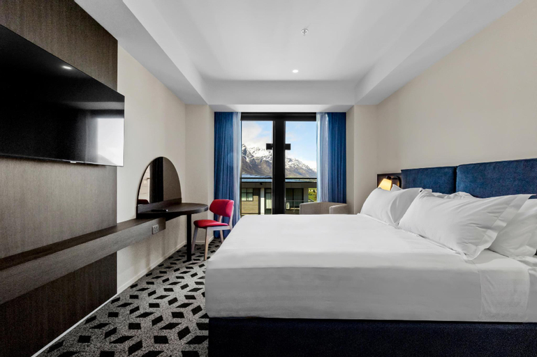 Bedroom 12