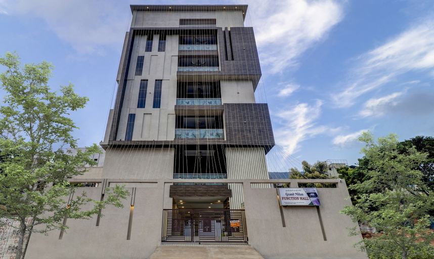 Exterior & Views 2, Treebo Grand Milan, Visakhapatnam