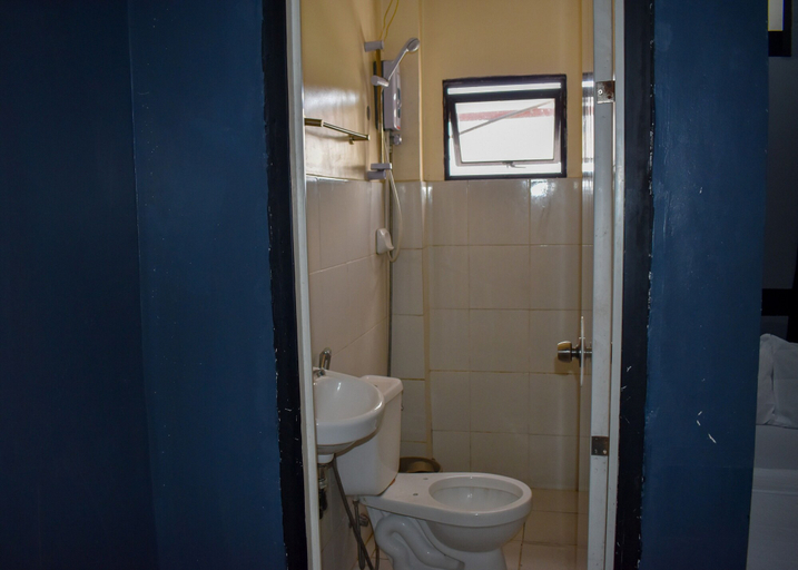 Bathroom 4, 1812 Vc Lodge, Manila City