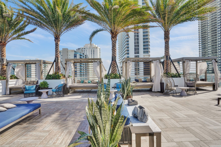 Exterior & Views 2, Amazing Apartments at H Beach House, Broward