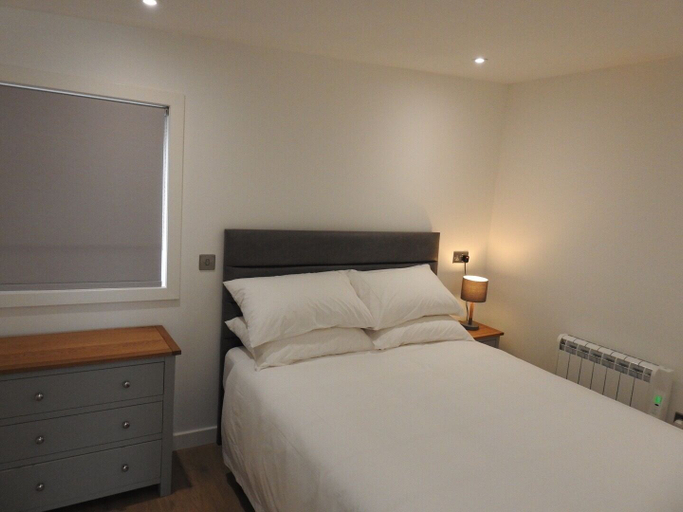 Bedroom 2, House Of Juniper - The Cabins, Highland