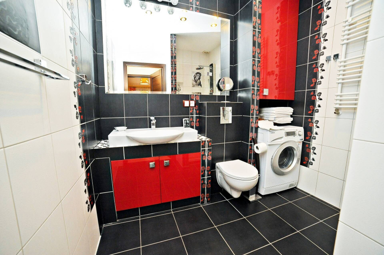 Bathroom 3, Grand Apartments - Neptun Park, Gdańsk City
