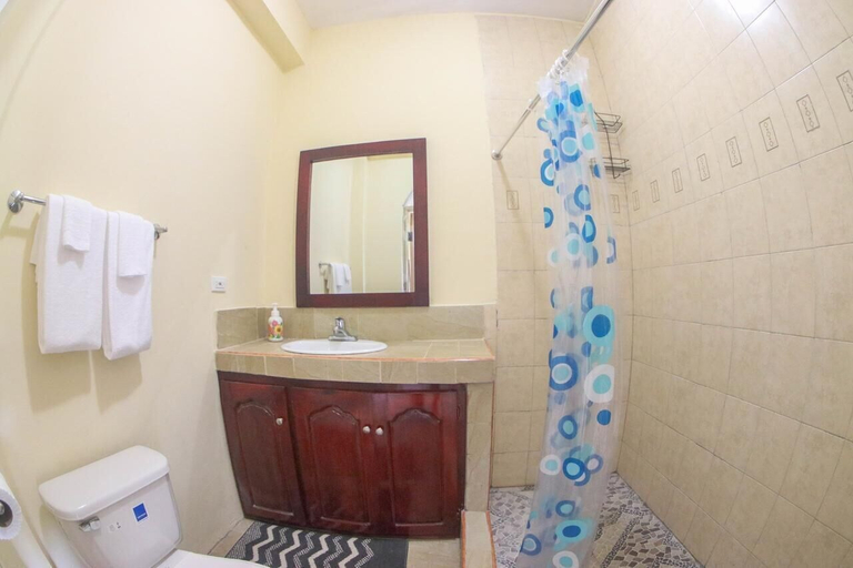 Bathroom 4, Solet's Paradise Negril