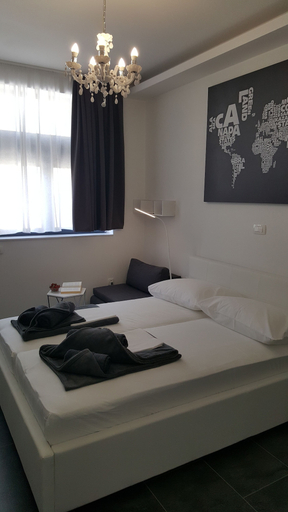 Bedroom 2, Grey house, Makarska