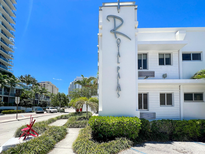 Exterior & Views 3, Royal Palms Resort & Spa, Broward