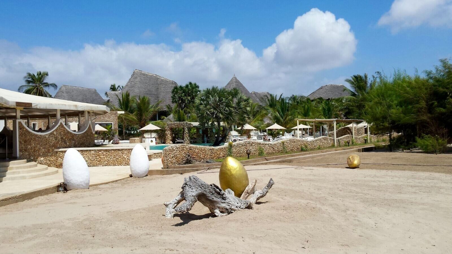 Exterior & Views 2, Kola Beach Resort, Magarini