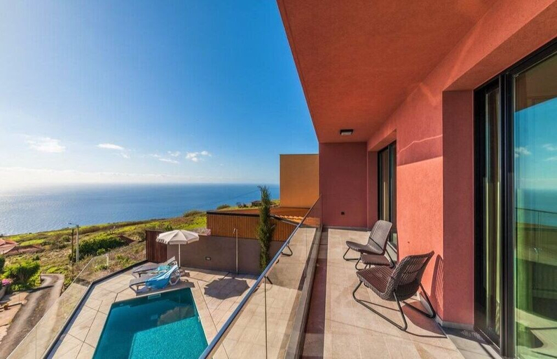 Others 4, Villa Eden Roze, Calheta