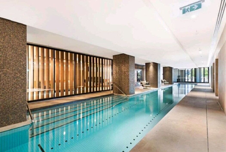 Sport & Beauty 5, Pars Apartments Collins Wharf Docklands, Melbourne