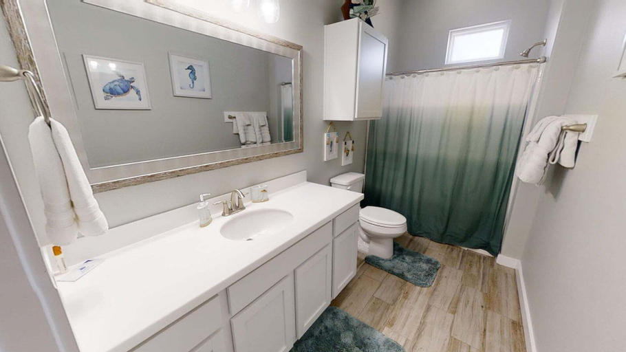 Bathroom 4, Sandy Beach - 506, Nueces