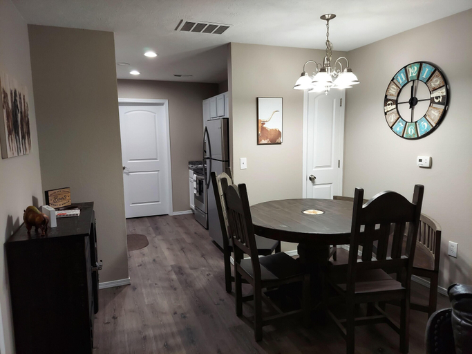 Others 5, Mystic Ranch Condo, Taney