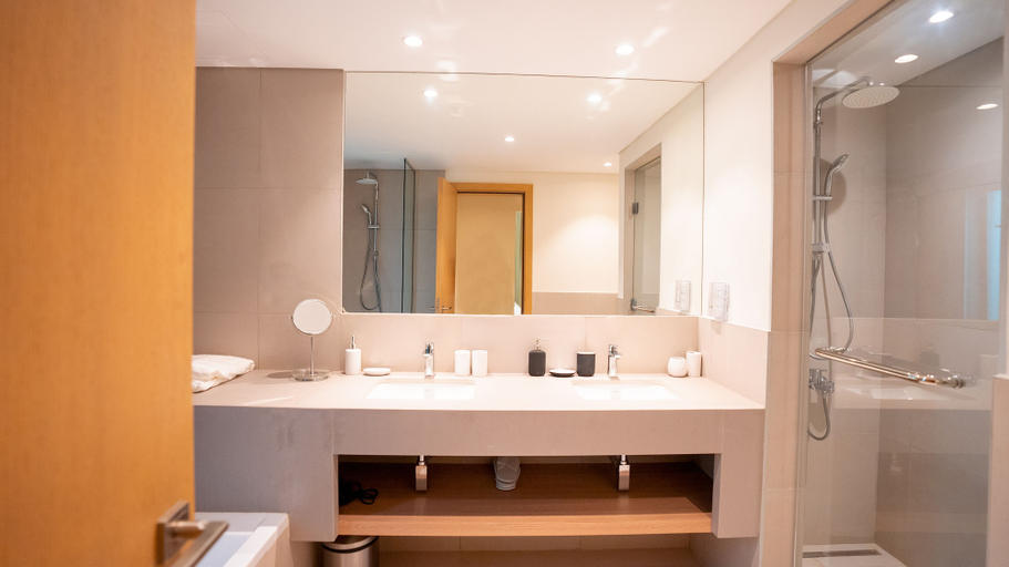 Bathroom 3, Eagle Hills, Fujairah