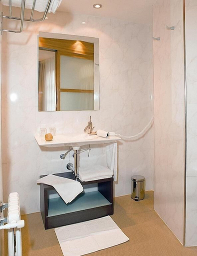 Bathroom, Hotel Casa El Rápido, Asturias