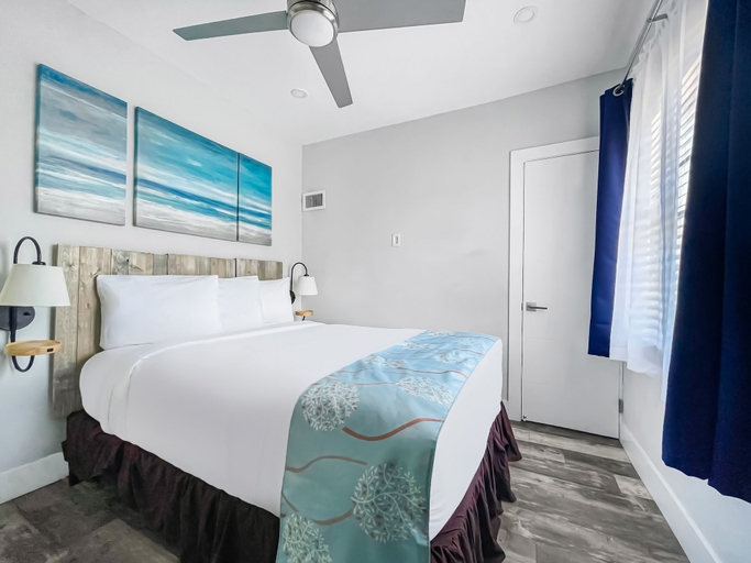 Bedroom 2, Neptune Oceanfront Rentals, Broward