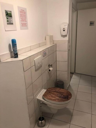 Bathroom 3, Ferienwohnung Elvira Schrimpf, Fulda