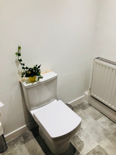 Bathroom 2, No 2 at Ivanhoe, Sefton
