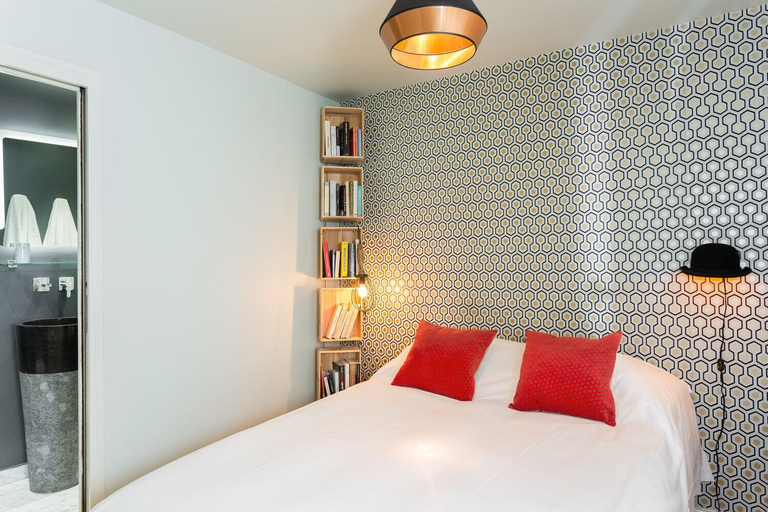Bedroom 5, Les Ateliers de Montmartre, Paris