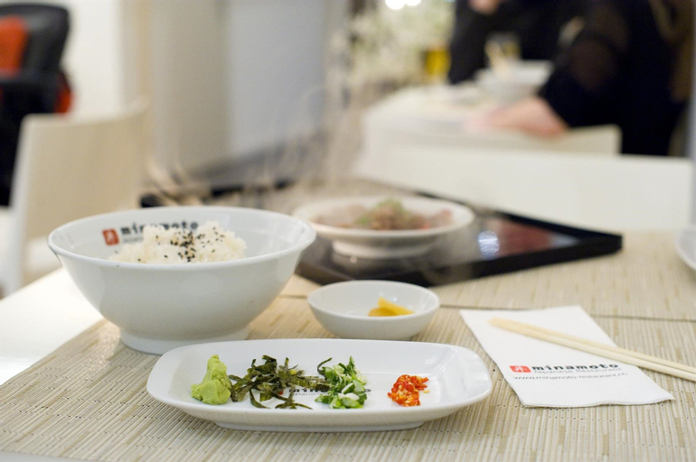 Food & Drinks 6