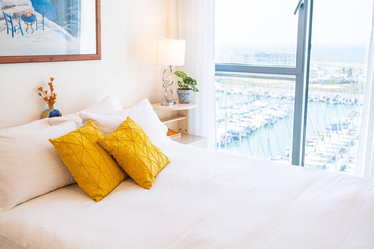 Bedroom 3, DeluxeApartment with Views of the Marina