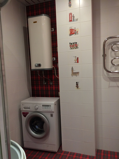 Bathroom 3, Apartments on Fabrichnaya 9, Tyumen'